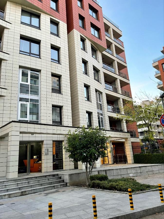 Luxury Gated Apartment Sofia Exterior photo